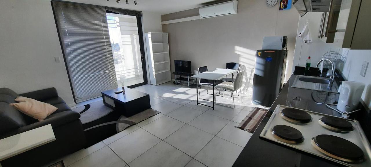 Kingelph Home-Stay Windhoek Eksteriør billede
